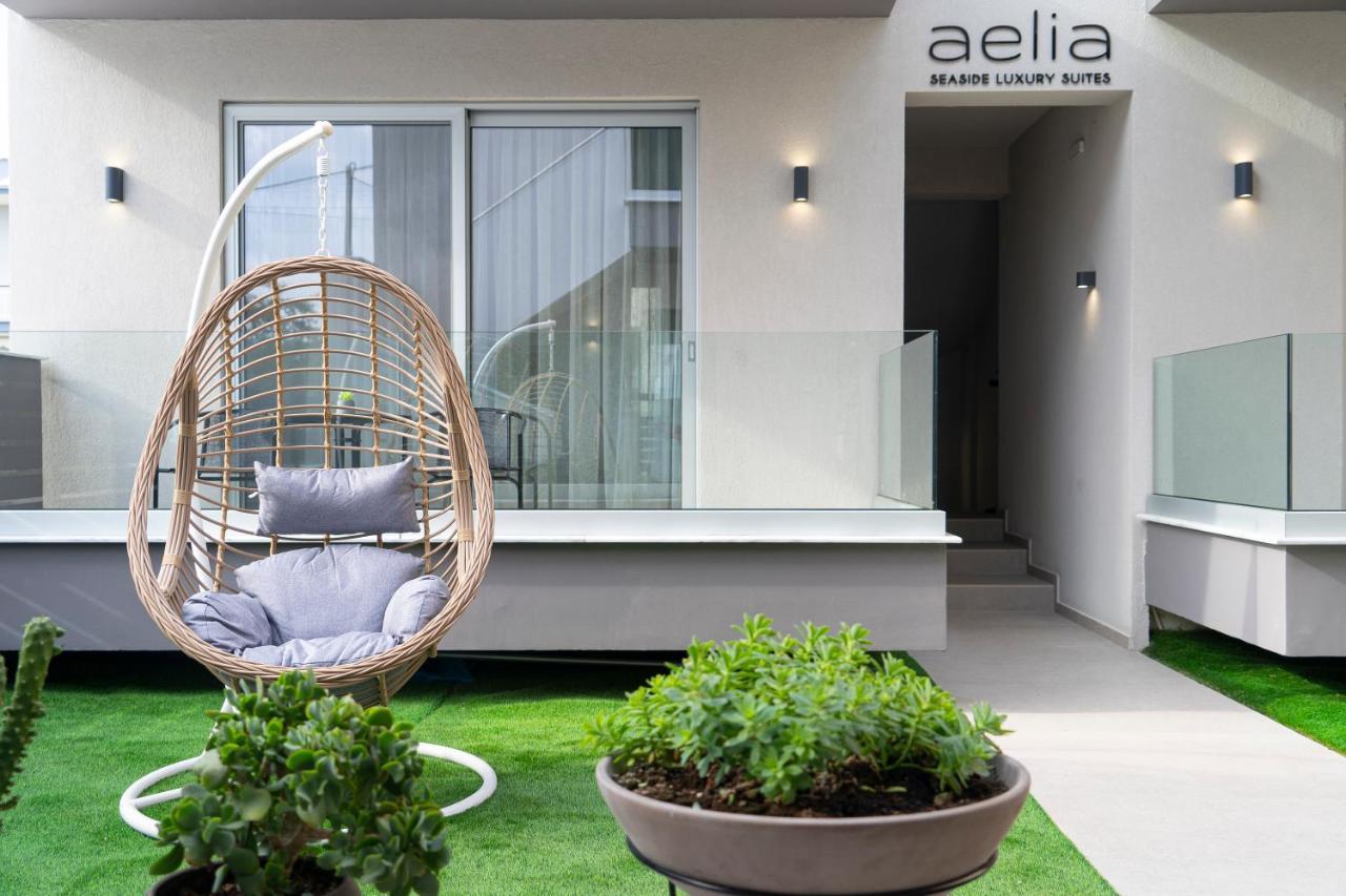 Aelia Seaside Luxury Suites Nea Karvali Exterior foto